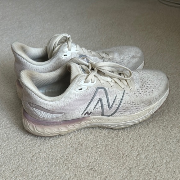 New Balance Shoes - New Balance Cream Athletic Shoes with Cushioned Midsole 8.5